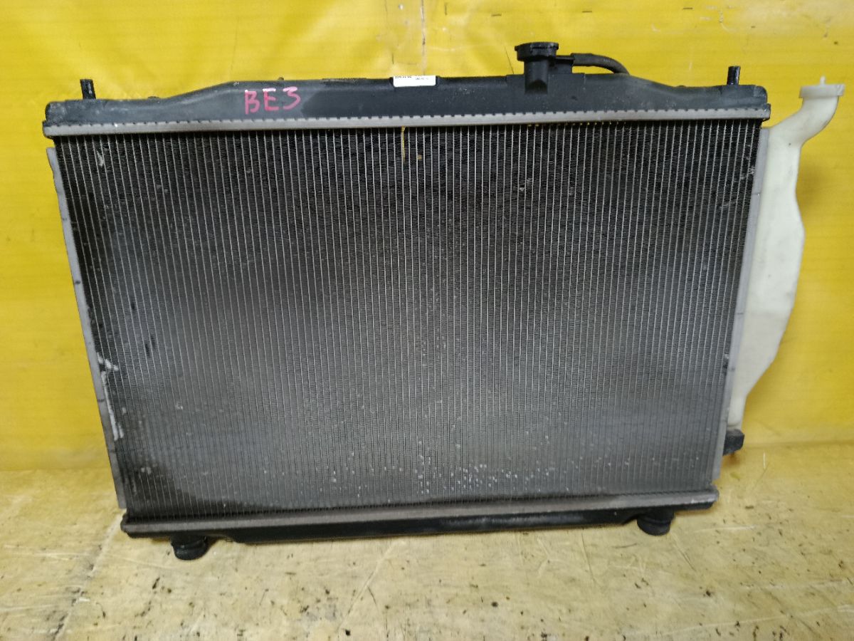 Радиатор ДВС на Honda Edix BE3 K20A Фото 1