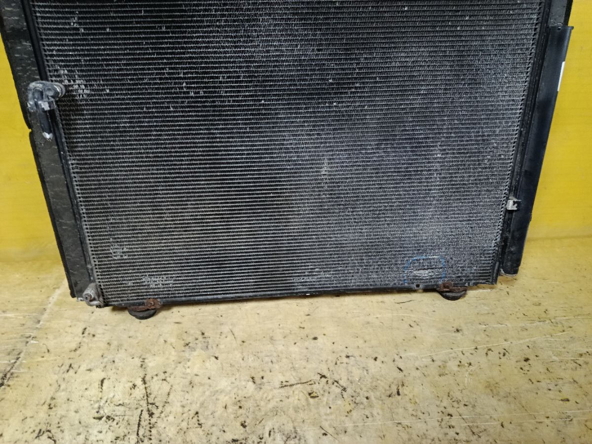 Радиатор ДВС на Toyota Alphard MNH15W 1MZ-FE Фото 3