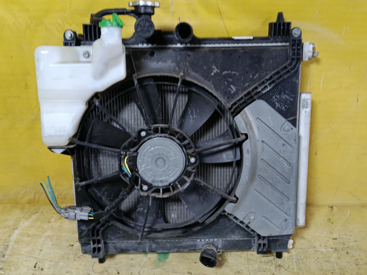 Радиатор ДВС на Suzuki Ignis FF21S K12C Фото 4