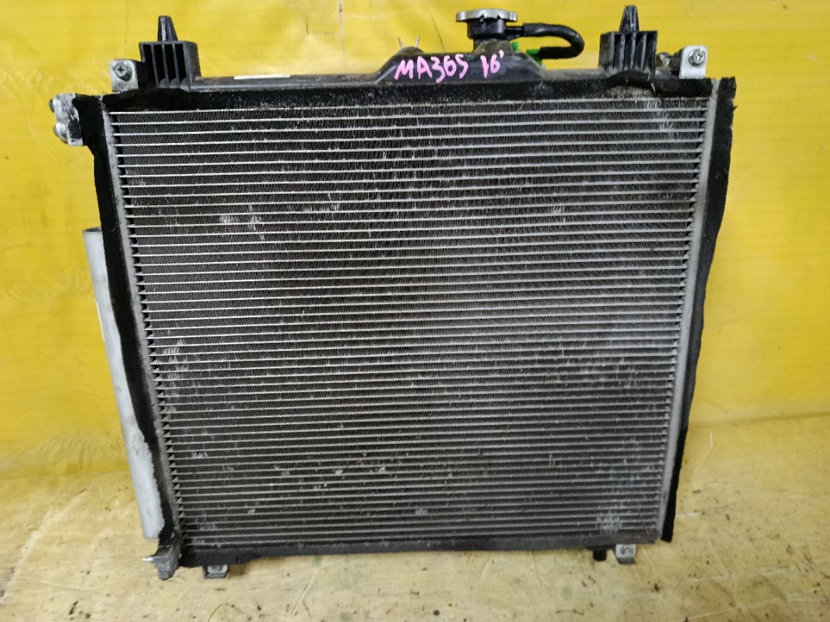 Радиатор ДВС на Suzuki Solio MA36S K12C Фото 1