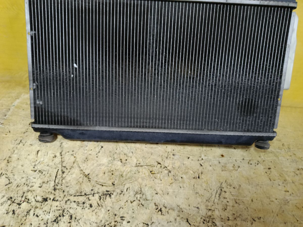 Радиатор ДВС на Honda Fit GD1 L13A Фото 2