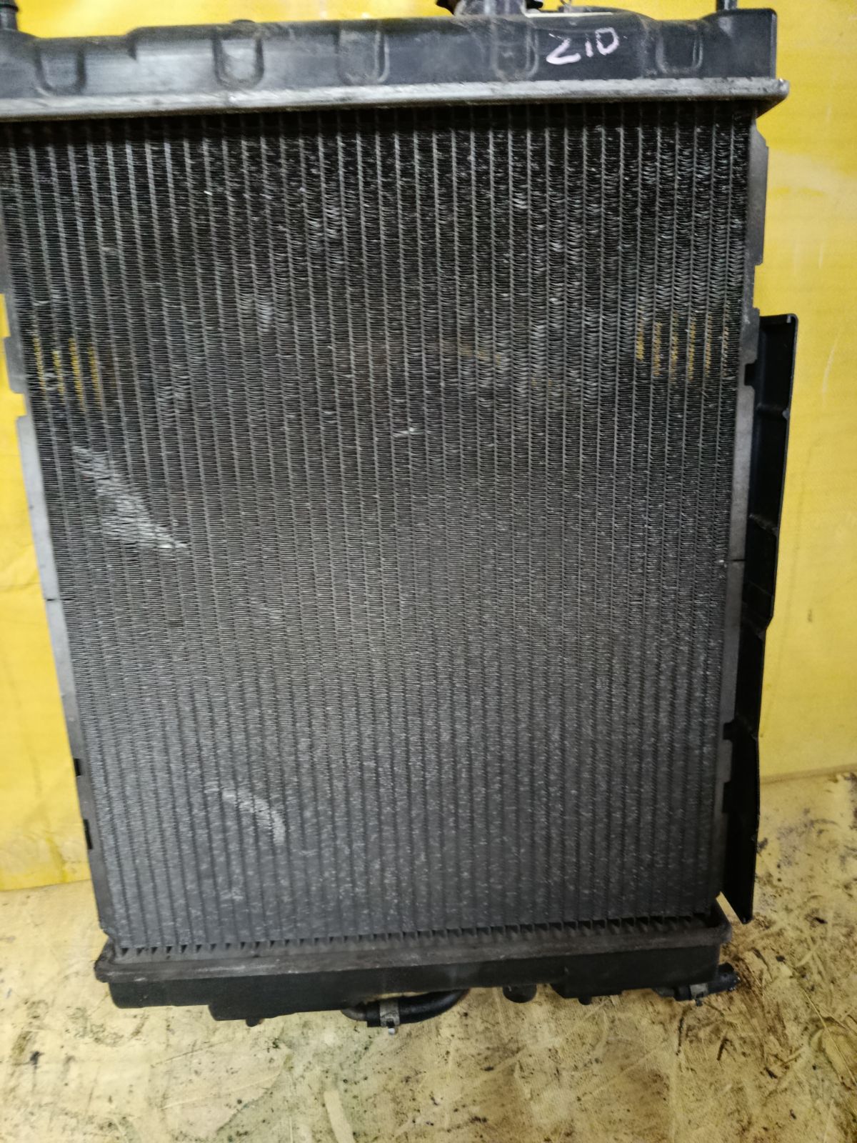 Радиатор ДВС на Nissan Cube Z10 CG13DE Фото 2