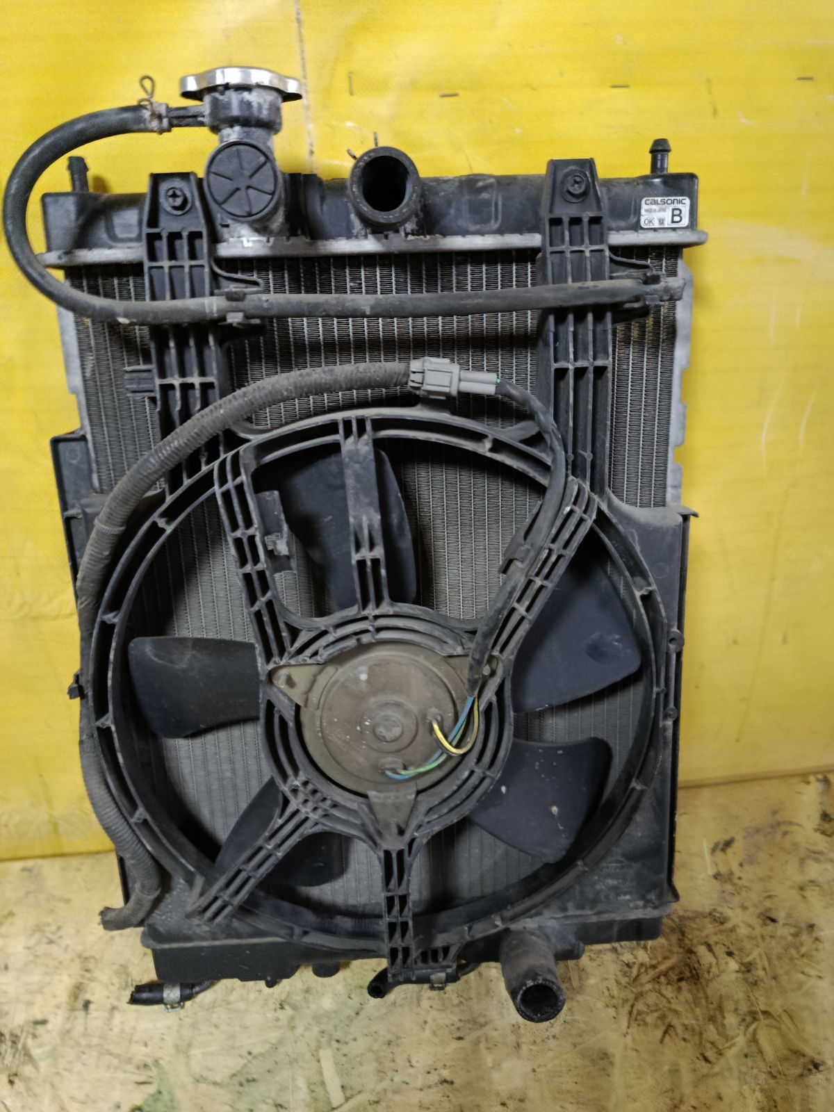 Радиатор ДВС на Nissan Cube Z10 CG13DE Фото 3