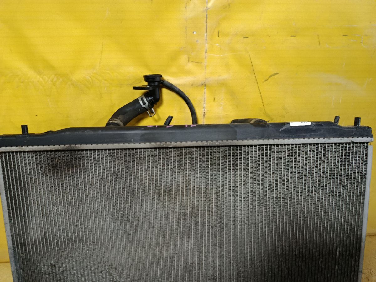 Радиатор ДВС на Honda Freed Hybrid GP3 LEA Фото 3