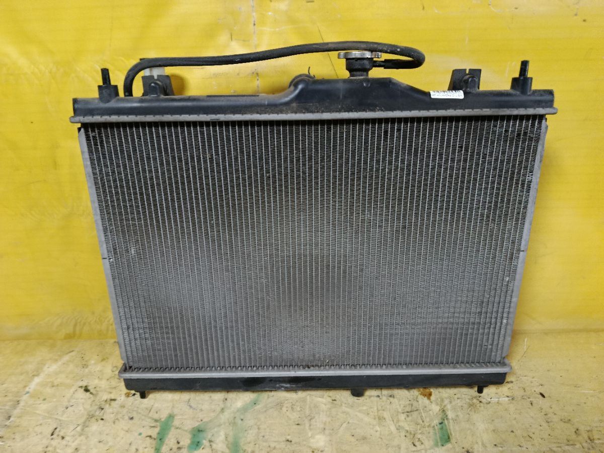 Радиатор ДВС на Nissan Tiida C11 HR15DE Фото 1