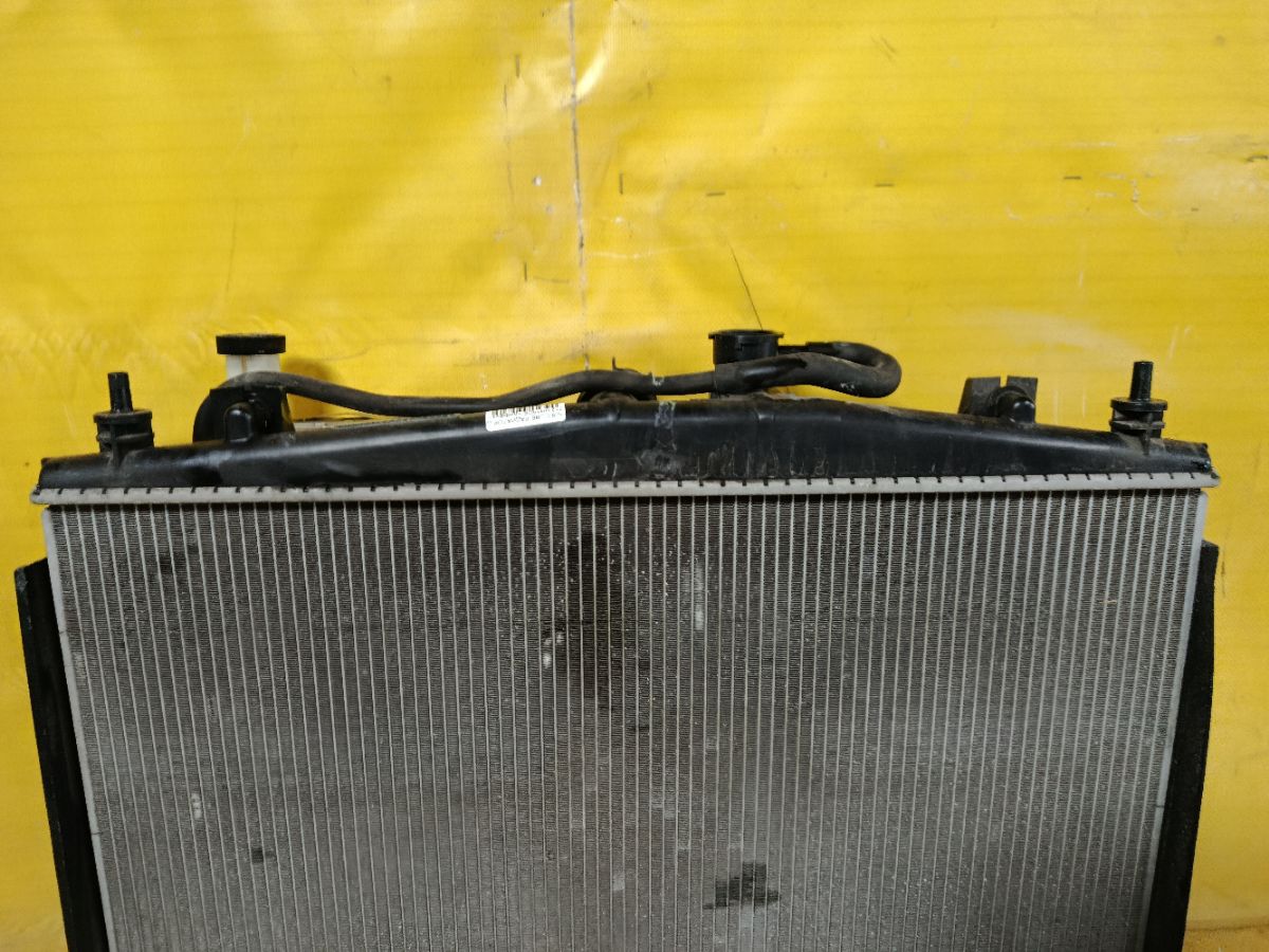 Радиатор ДВС 019M68, 070159N, 107175, 13002338, 214101FD0A, 214101FD5A, 214101JY0A, 21410EE000, 21410EW000, 271308-3, 271308-4, 2713083K, 2713083X, 272338R, 3341-8507, 37556, 58236, 60132338, 68741, 701583, CU13127, DA2803, DAP280003, DCM1878, DN2338, DRM46040, FP 50 A840-X, GD7905, LRC 141EE, N656-69, NIS010, NS0001-G11, NSY121216, PL021939, RC00322, STR0019, STR0119, TD-036-13127-16, WG1723220 на Nissan Cube Z12 HR15DE Фото 3