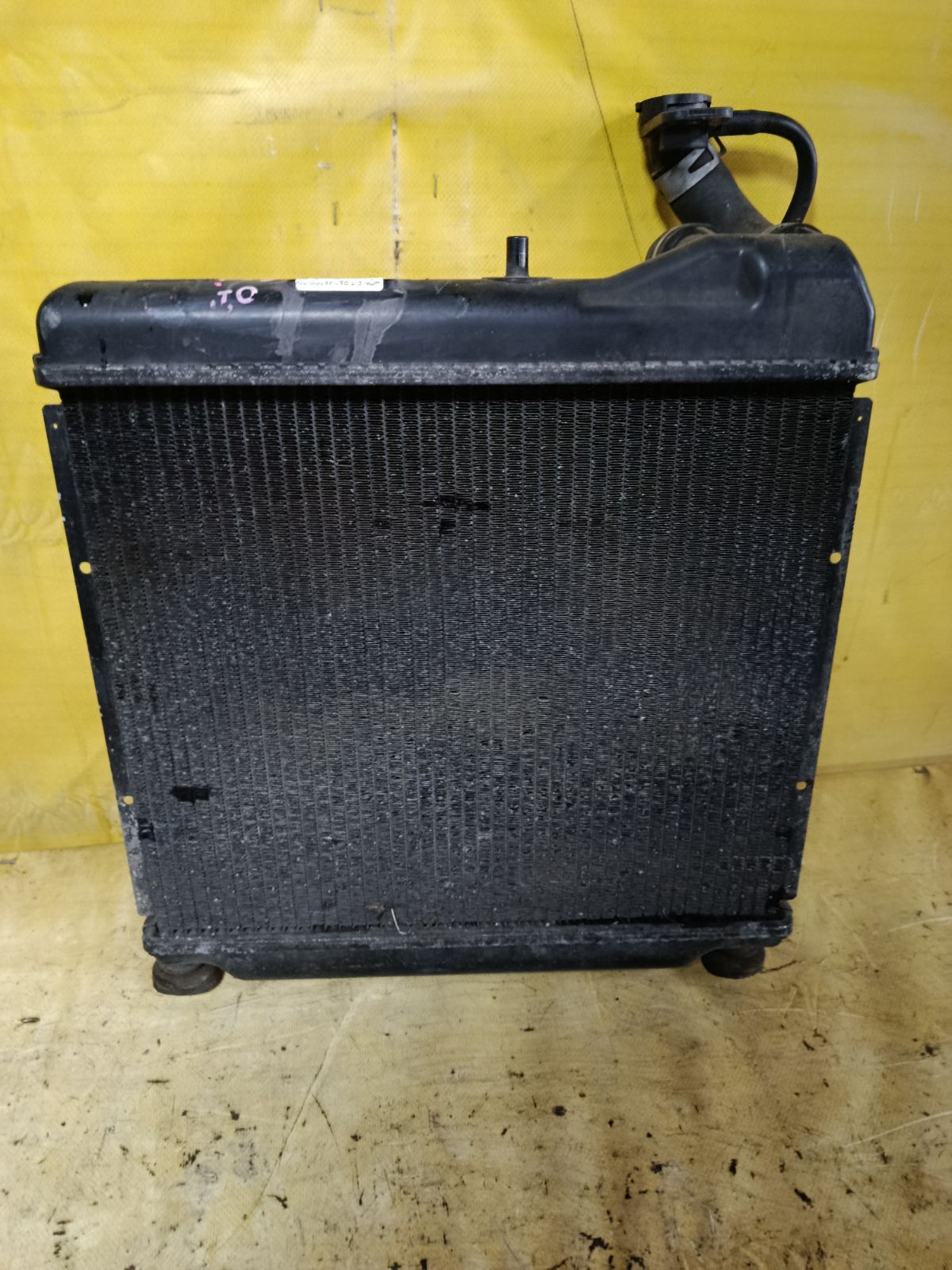 Радиатор ДВС на Honda Fit GD1 L13A Фото 1