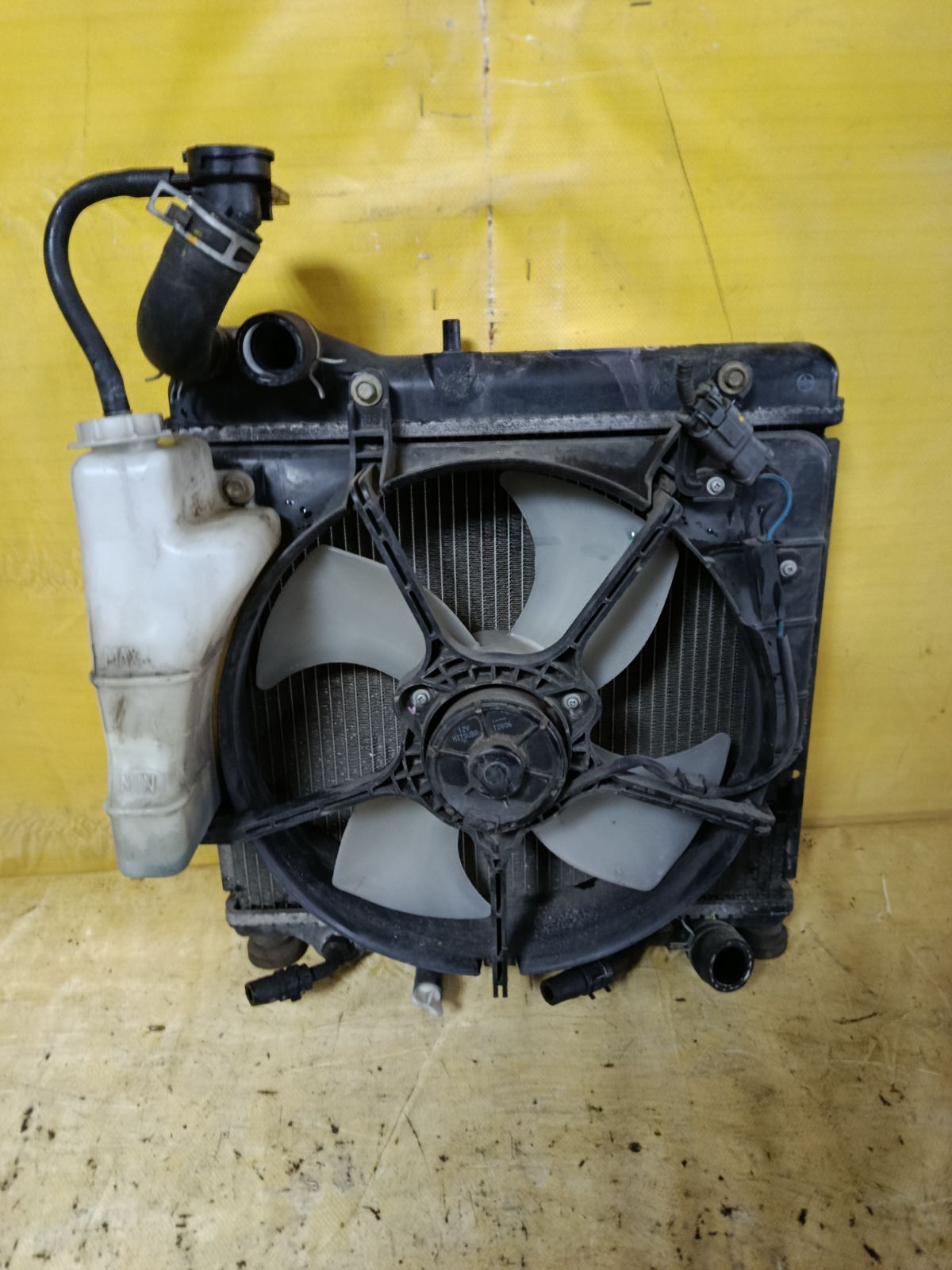 Радиатор ДВС на Honda Fit GD1 L13A Фото 4