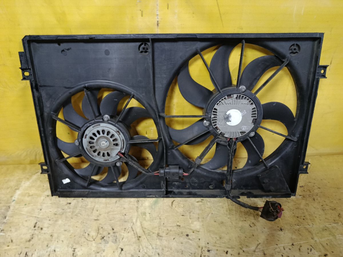 Вентилятор радиатора ДВС 1K0121207BB на Volkswagen Golf Vi 5K CBZB Фото 2