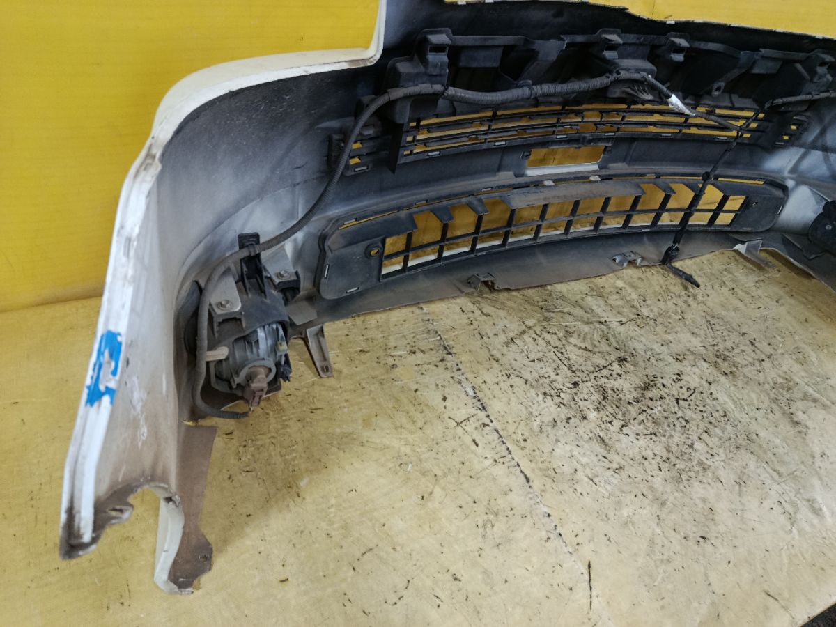 Бампер 42-34 42-34,52119-28D50/60 на Toyota Voxy ZRR70G Фото 7