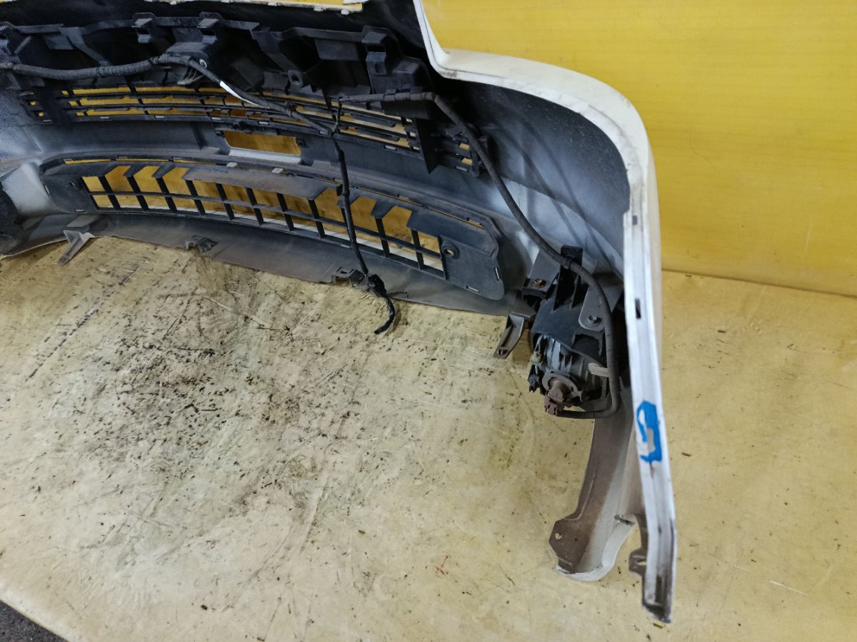 Бампер 42-34 42-34,52119-28D50/60 на Toyota Voxy ZRR70G Фото 8