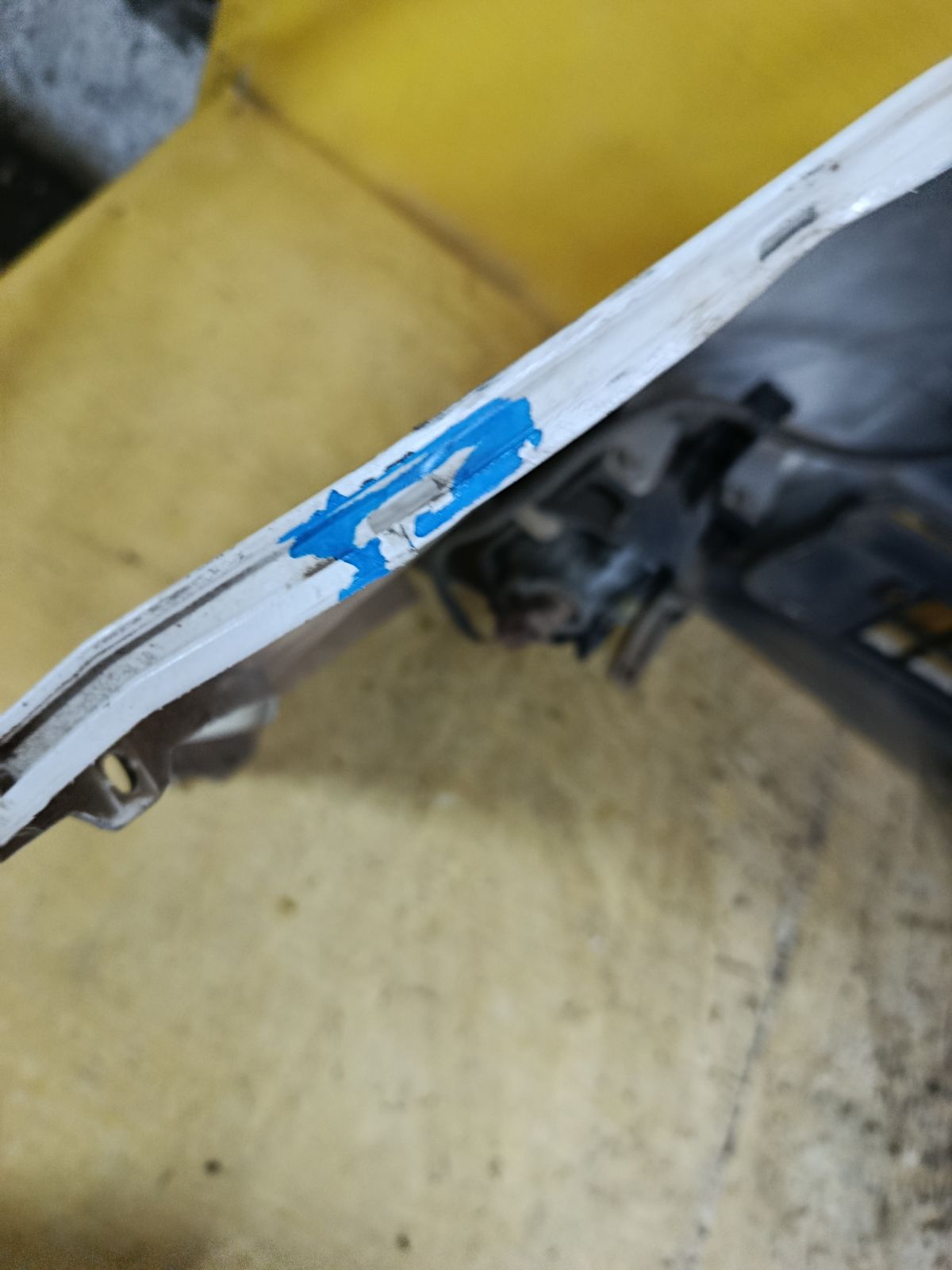 Бампер 42-34 42-34,52119-28D50/60 на Toyota Voxy ZRR70G Фото 10