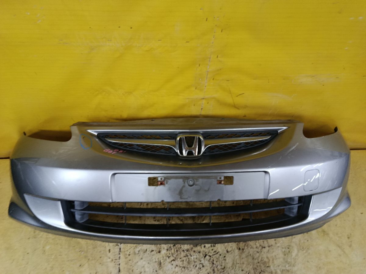 Бампер на Honda Fit GD1 Фото 1