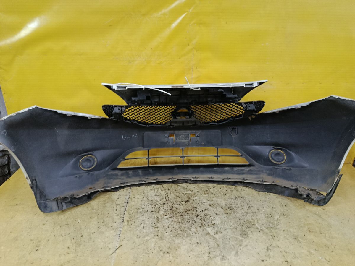 Бампер на Nissan Note E12 Фото 5