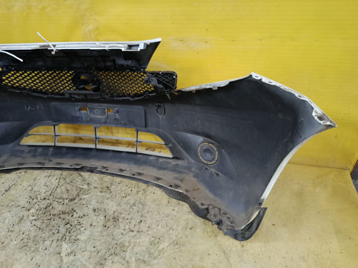 Бампер на Nissan Note E12 Фото 7