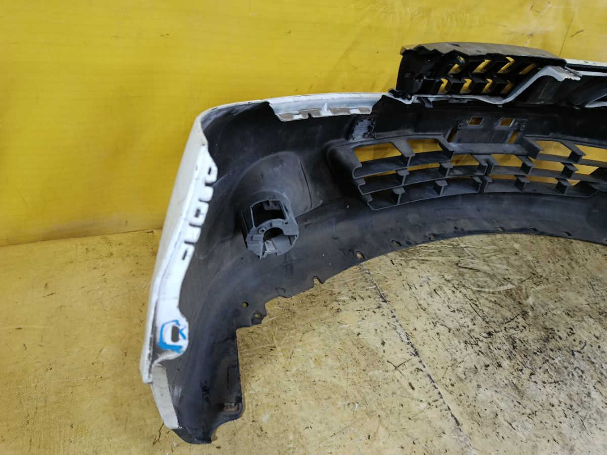 Бампер на Nissan Tiida Latio SC11 Фото 5