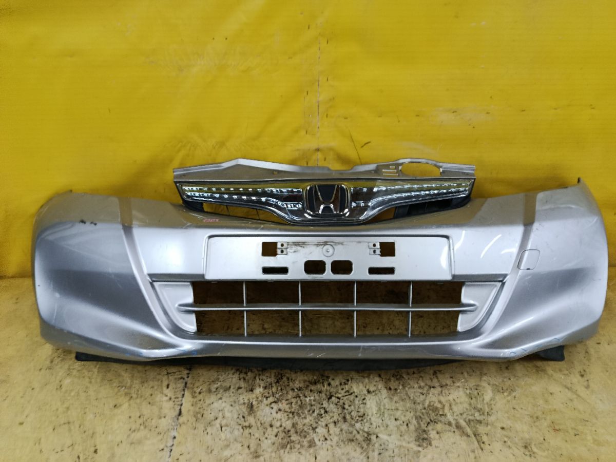 Бампер на Honda Fit GP1 Фото 1