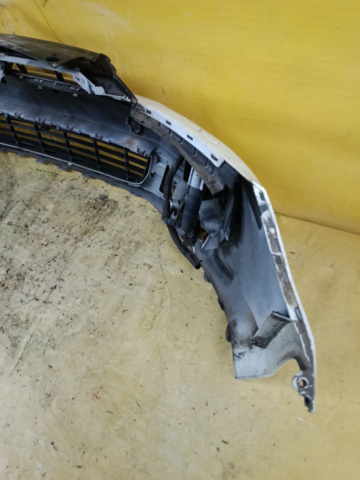 Бампер 5K0807221A на Volkswagen Golf Vi 5K Фото 8