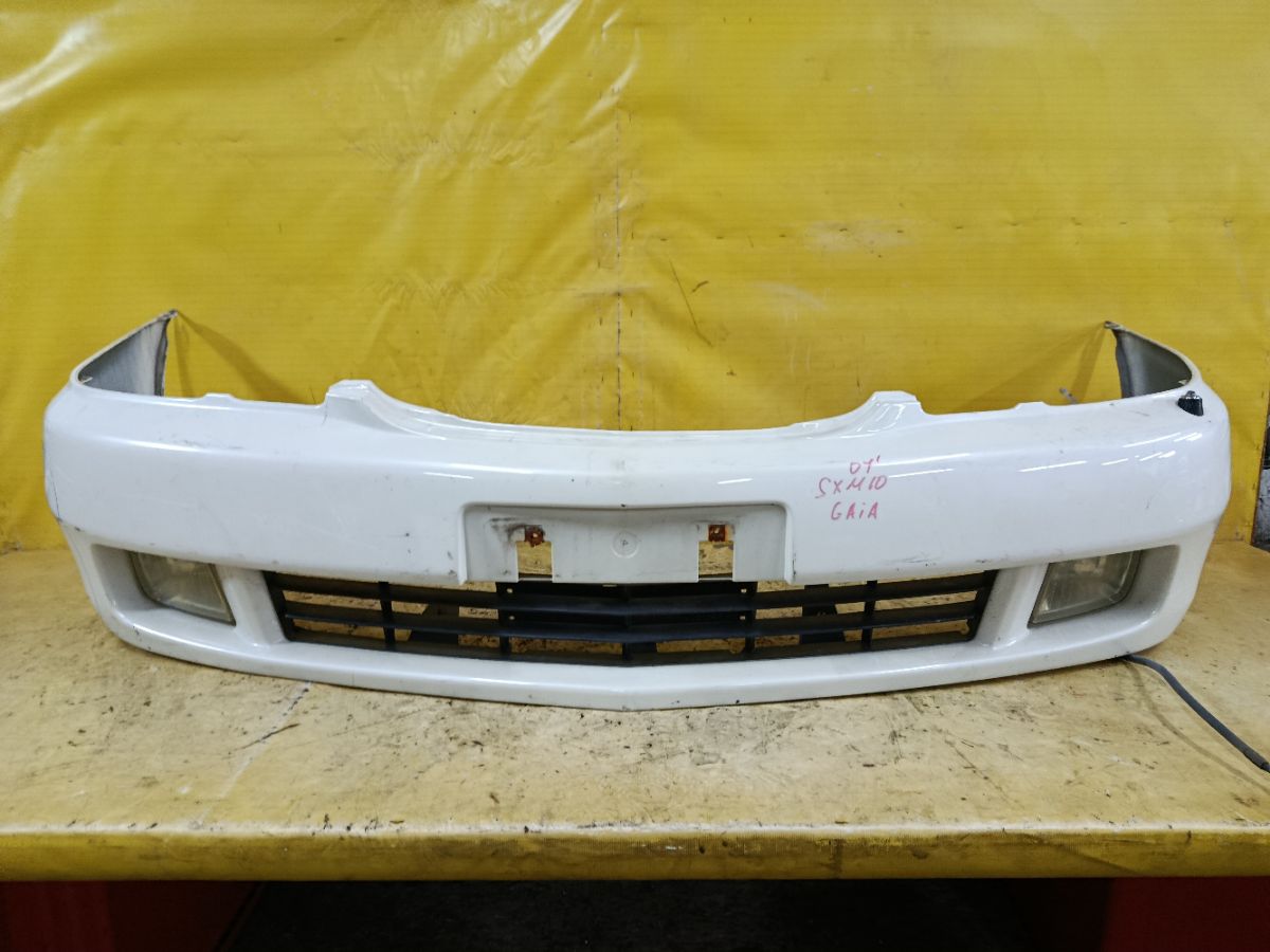 Бампер 44-15 44-15,52119-44090 на Toyota Gaia SXM10G Фото 1