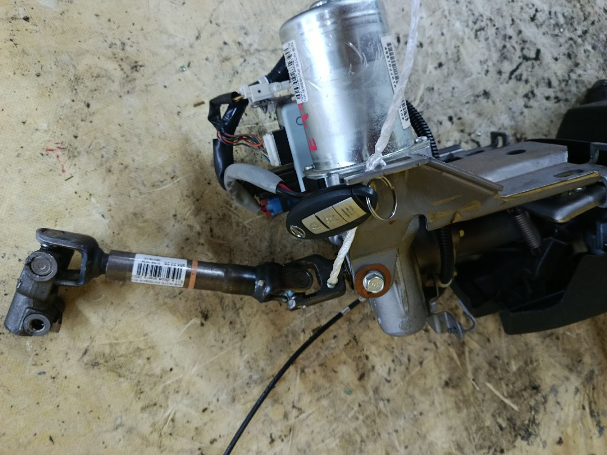 Рулевая колонка на Nissan Note E11 Фото 3