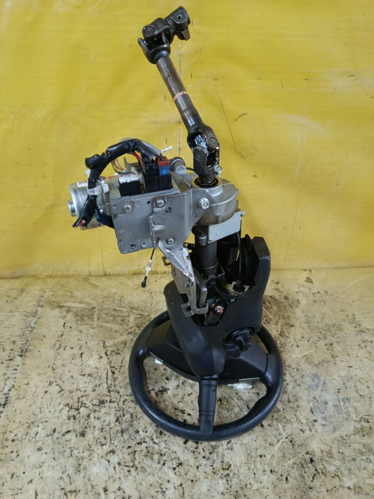 Рулевая колонка на Nissan Note E11 Фото 4