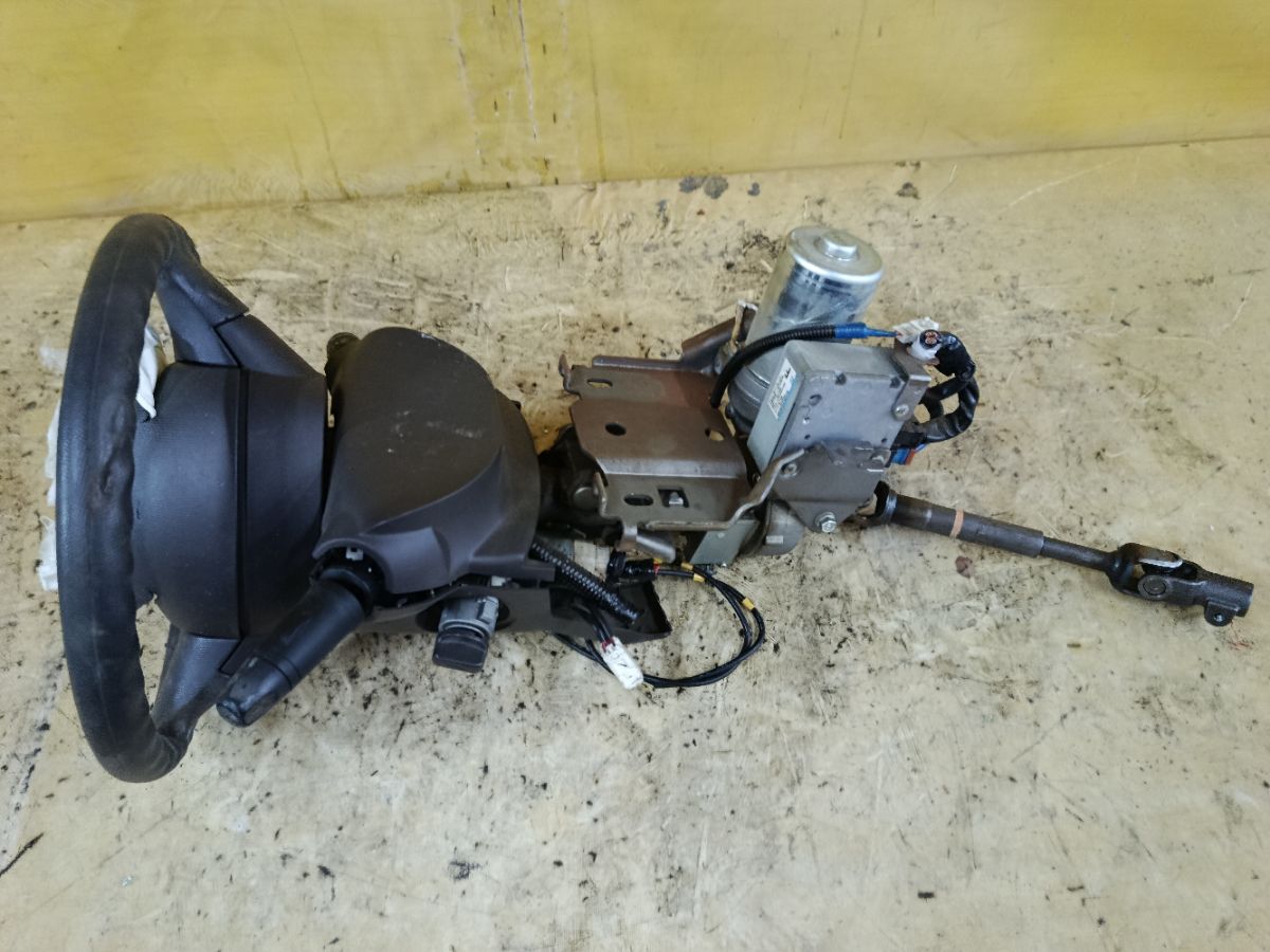 Рулевая колонка на Nissan March AK12 Фото 1