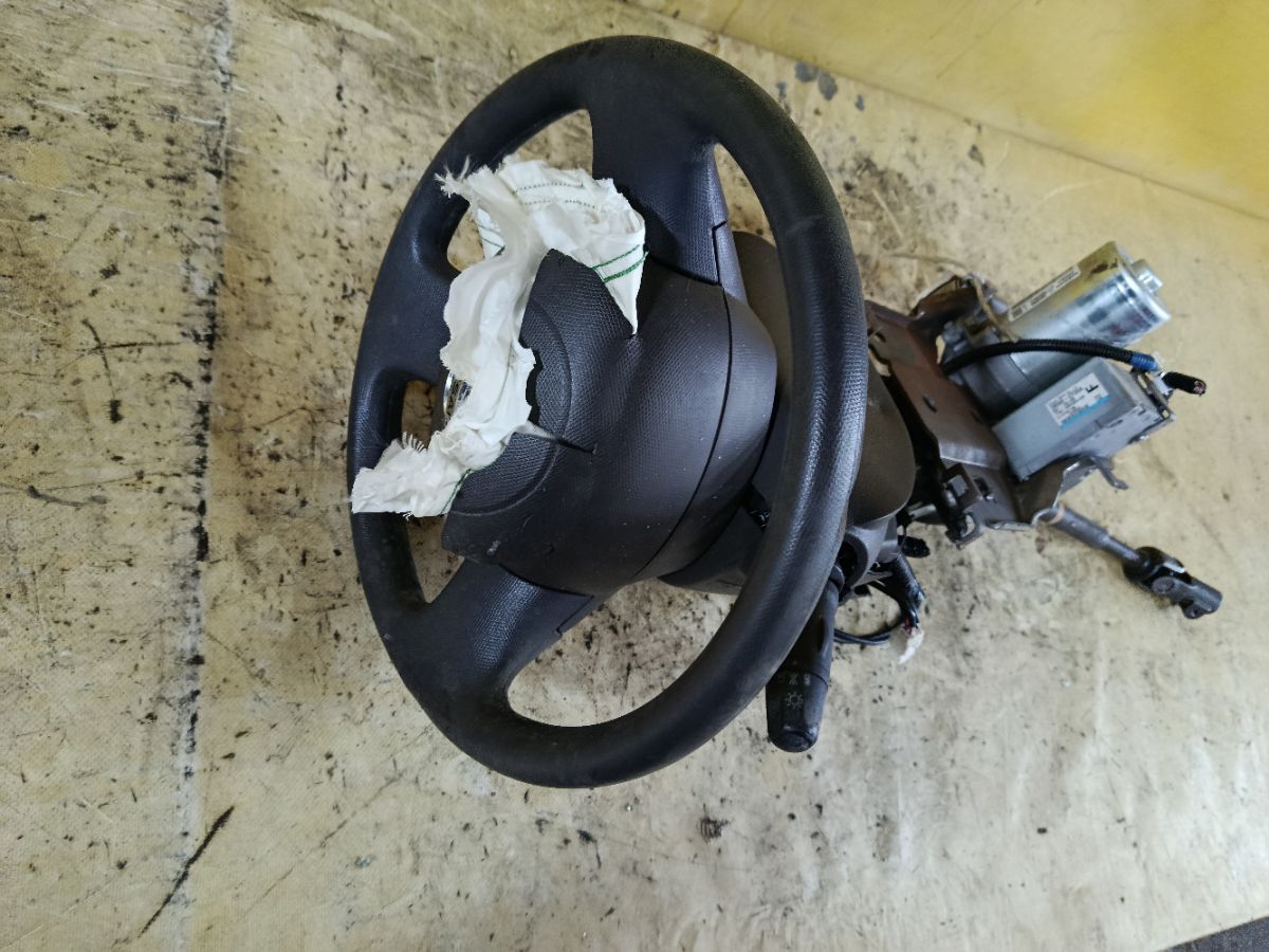 Рулевая колонка на Nissan March AK12 Фото 2