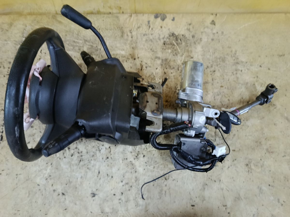 Рулевая колонка на Nissan Cube Z12 Фото 1