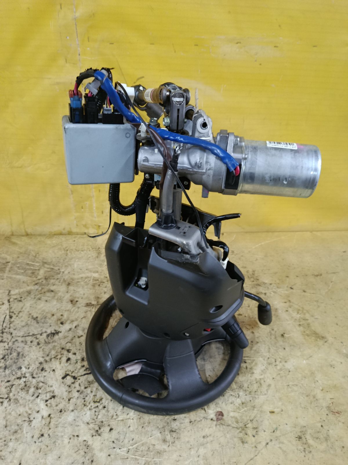 Рулевая колонка на Nissan Cube Z12 Фото 3