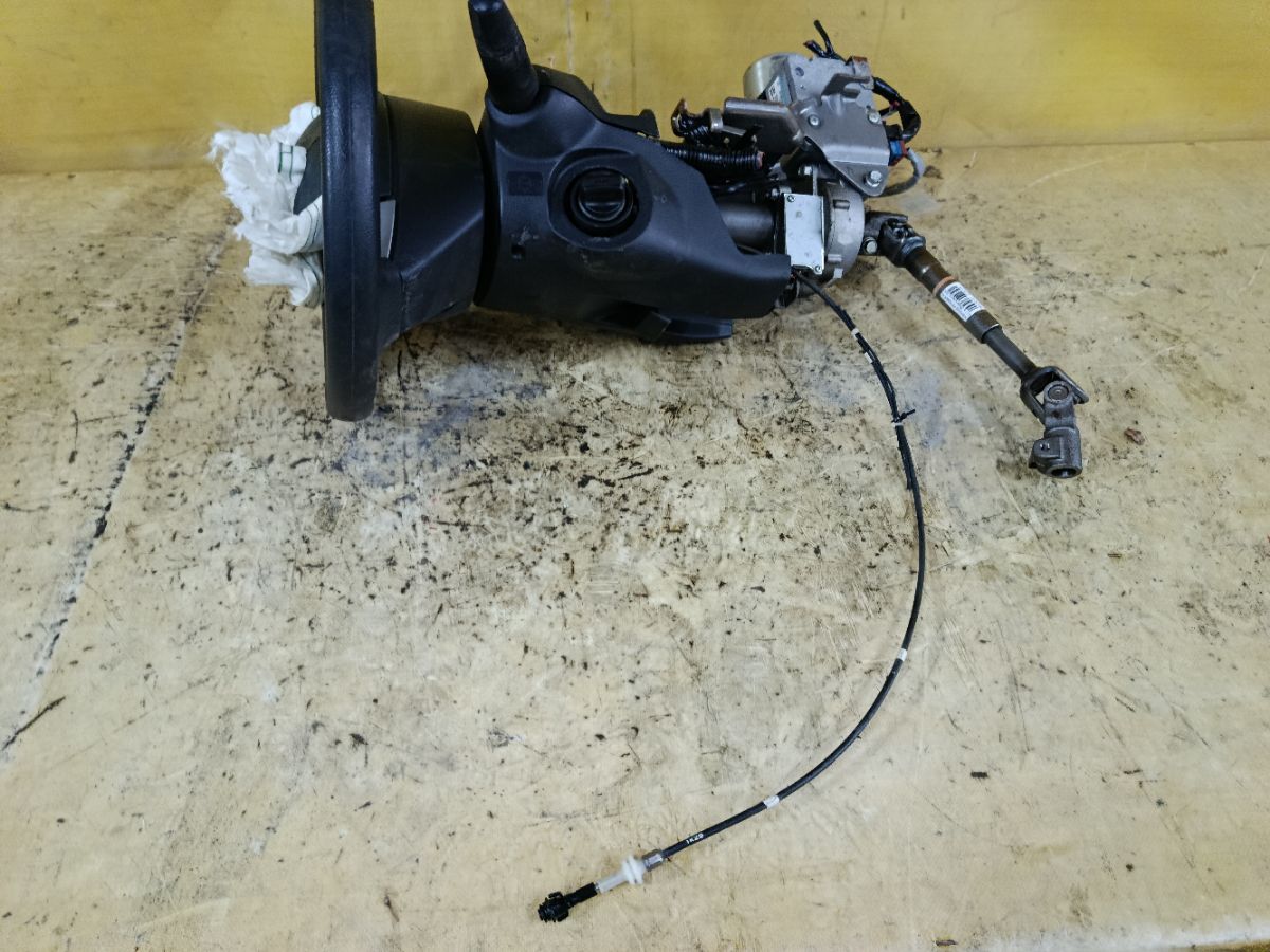 Рулевая колонка на Nissan Note E11 Фото 2