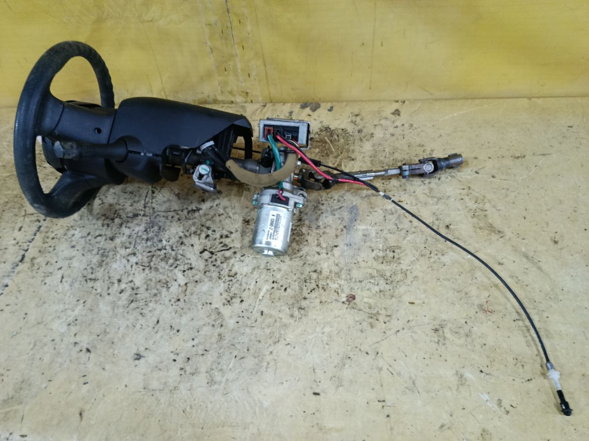 Рулевая колонка на Nissan March K13 Фото 2