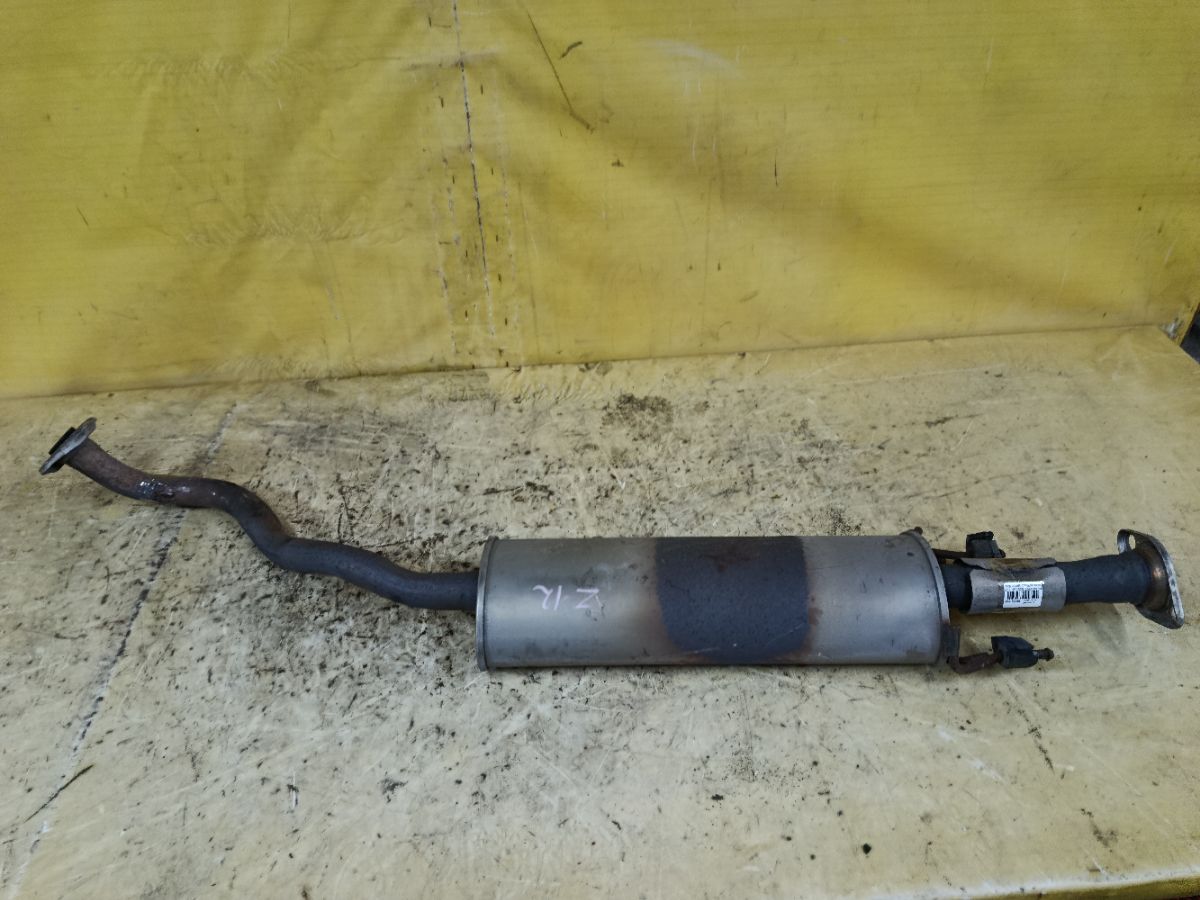 Глушитель на Nissan Cube Z12 HR15DE Фото 1