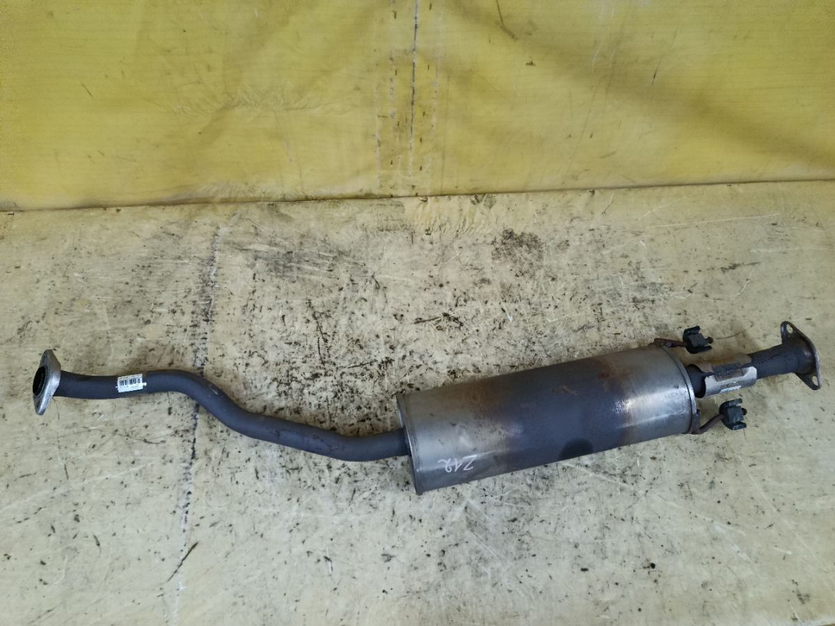 Глушитель на Nissan Cube Z12 HR15DE Фото 1