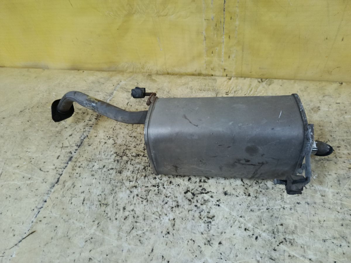 Глушитель на Nissan March AK12 CR12DE Фото 2