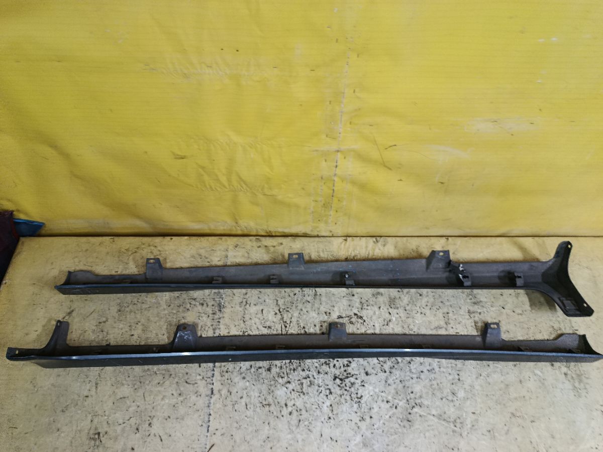 Порог кузова пластиковый ( обвес ) на Honda Fit Shuttle GP2 Фото 3