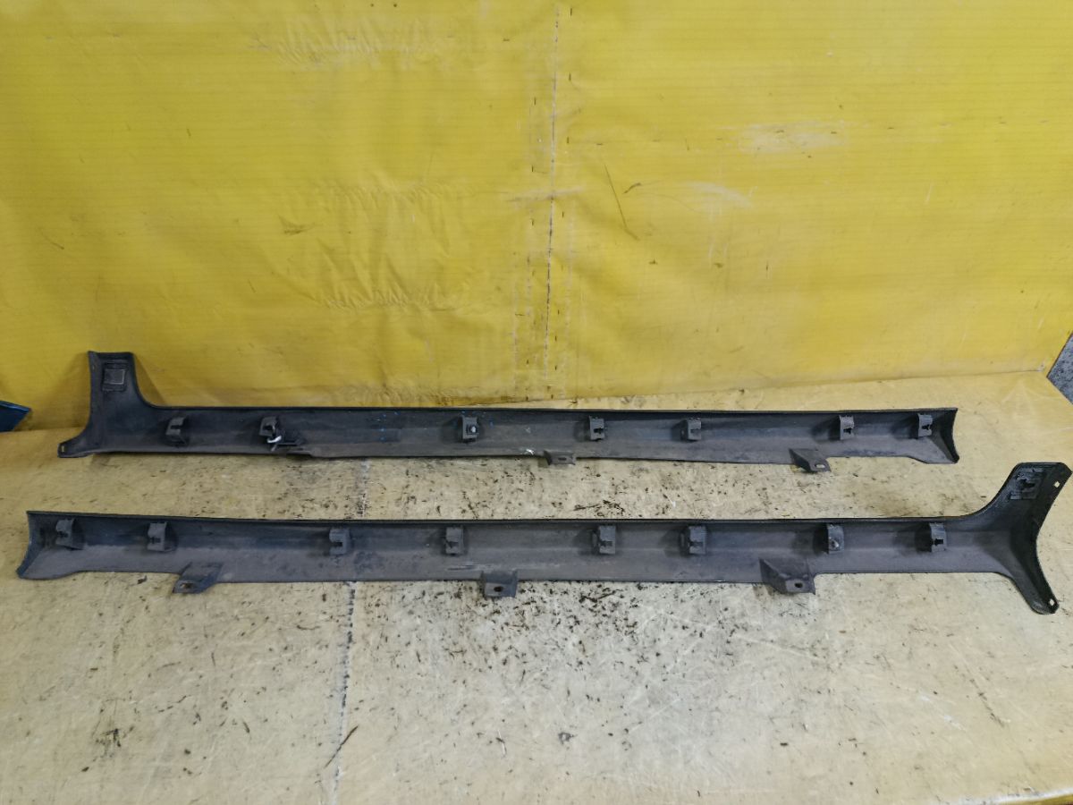 Порог кузова пластиковый ( обвес ) на Honda Fit Shuttle GP2 Фото 4