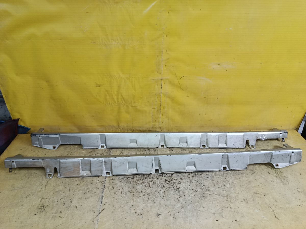 Порог кузова пластиковый ( обвес ) на Toyota Gaia ACM10G Фото 2