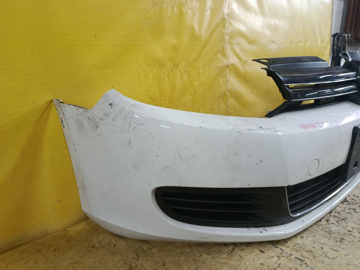 Бампер 5K0807221A на Volkswagen Golf Vi 5K Фото 2