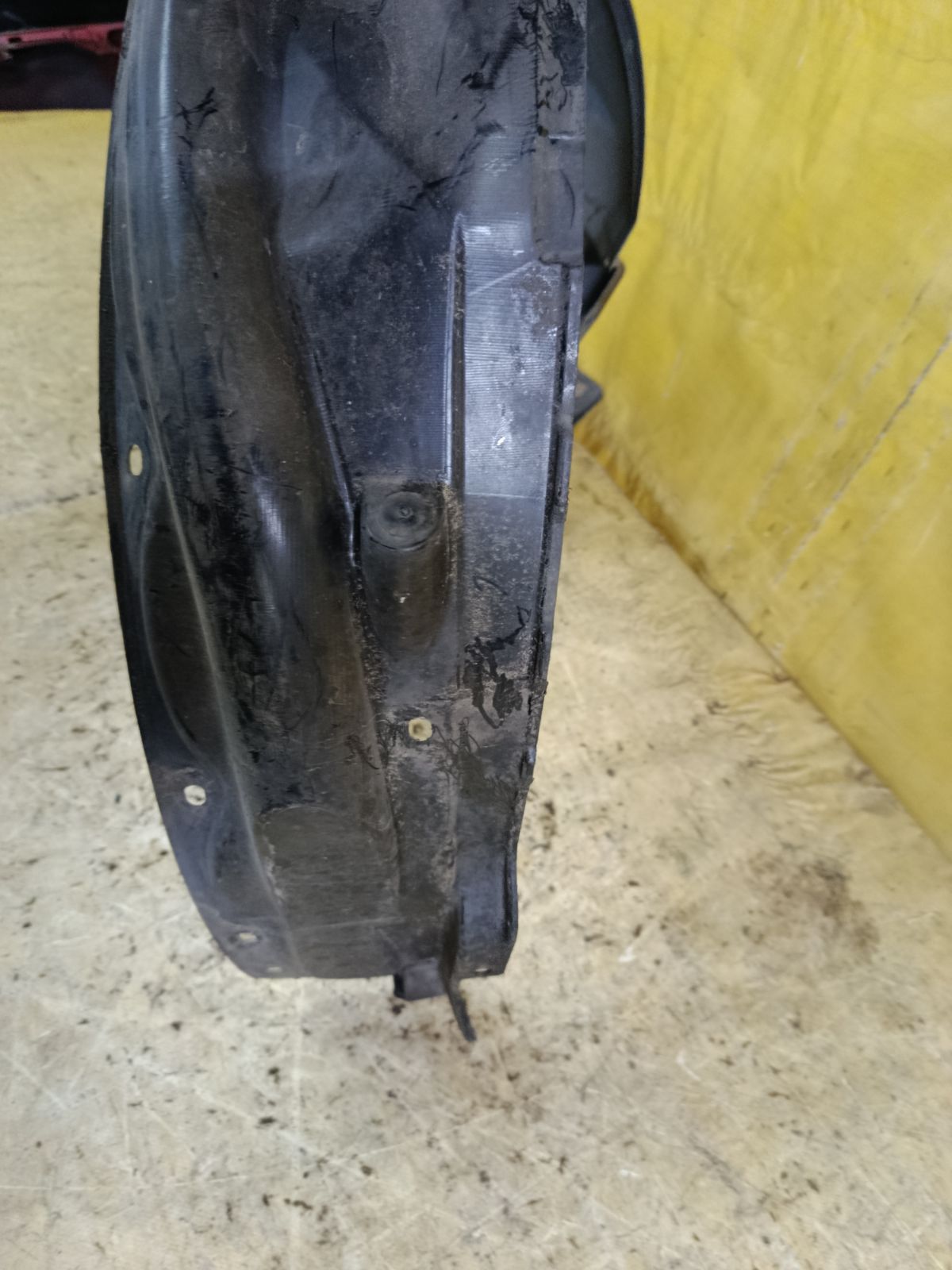 Подкрылок на Honda Stream RN7 R18A Фото 4