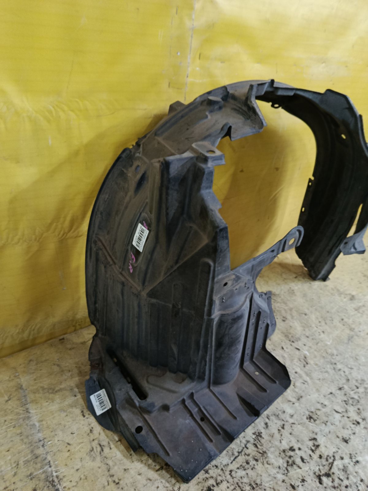 Подкрылок 63842-CT00A на Nissan March AK12 CR12DE Фото 2