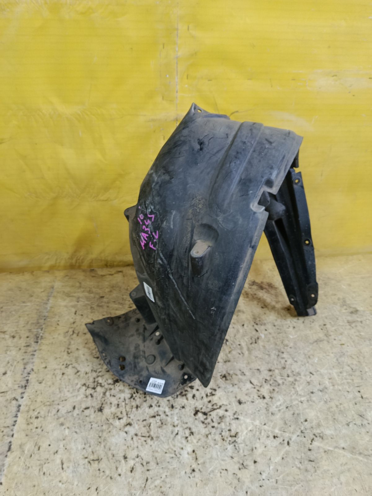 Подкрылок 72322-81P0 на Suzuki Wagon R Solio MA34S M13A Фото 1