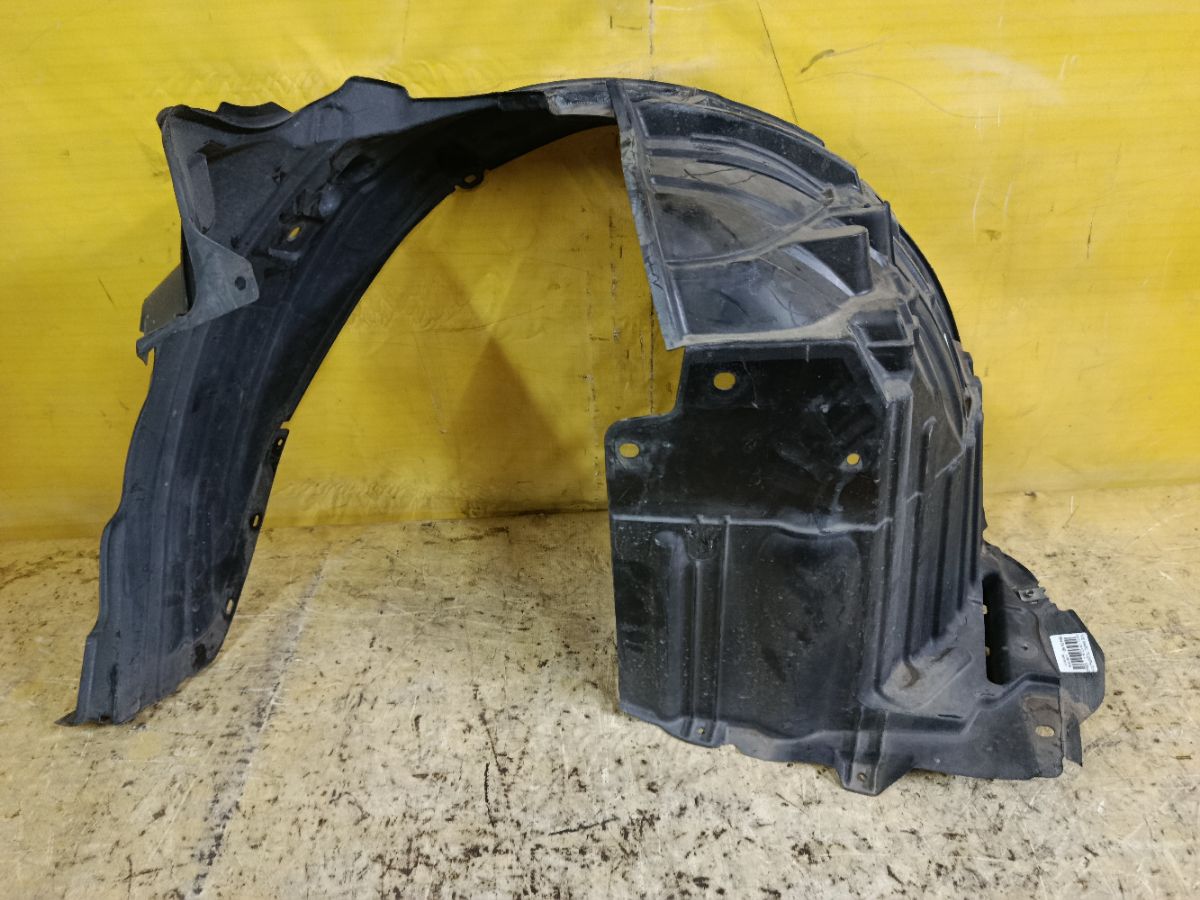 Подкрылок 63843-CT00A на Nissan March AK12 CR12DE Фото 1