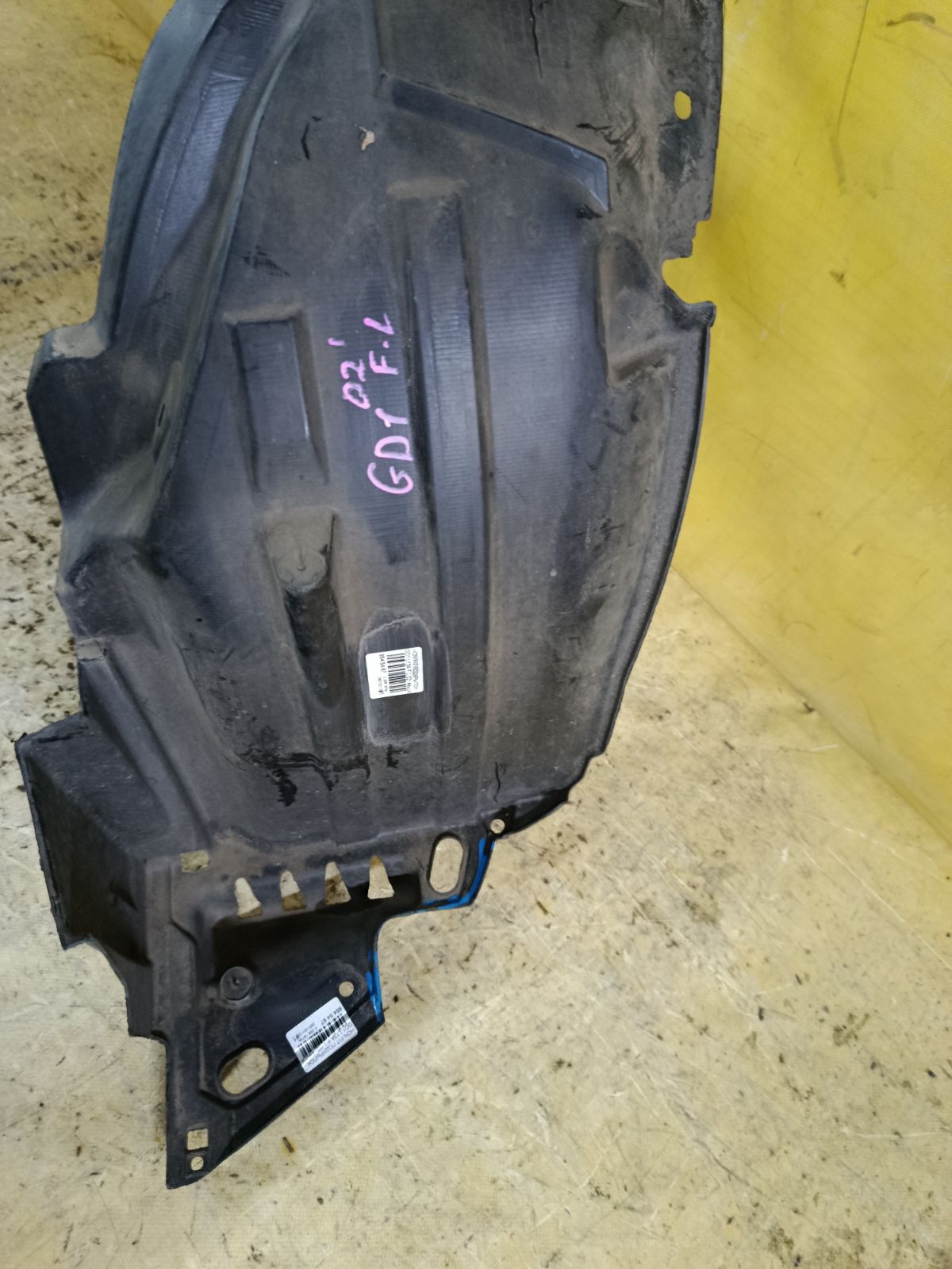 Подкрылок на Honda Fit GD1 L13A Фото 2