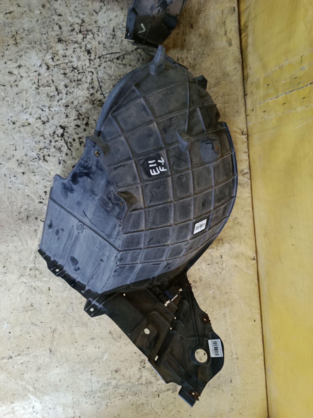 Подкрылок 212629, 2711FL-1B, 2711FL1, 2711FL1T, 63841-9U20A, 63841-9U20B, 63843-9U000, 915.NS11115L, 974591, DS11174AL, IK-1217, ST-DTE1-016L-2 на Nissan Note E11 HR15DE Фото 2