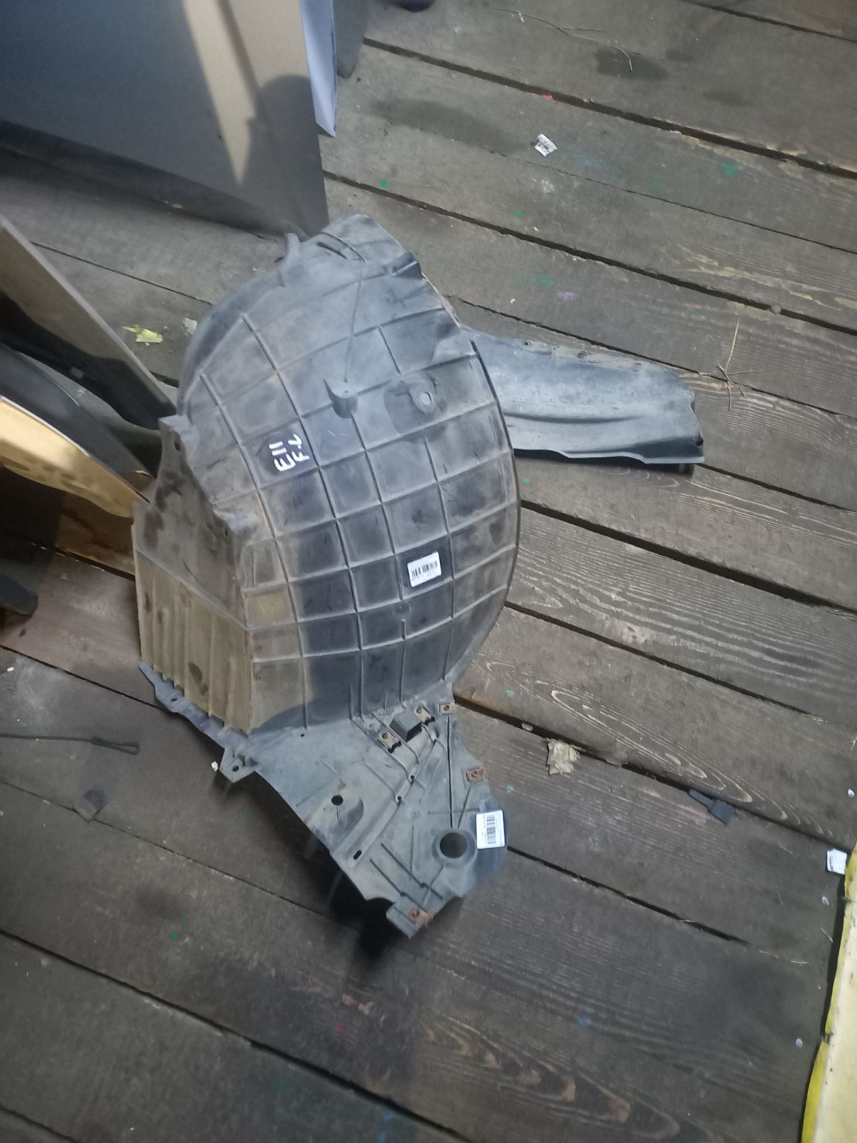 Подкрылок 212629, 2711FL-1B, 2711FL1, 2711FL1T, 63841-9U20A, 63841-9U20B, 63843-9U000, 915.NS11115L, 974591, DS11174AL, IK-1217, ST-DTE1-016L-2 на Nissan Note E11 HR15DE Фото 4