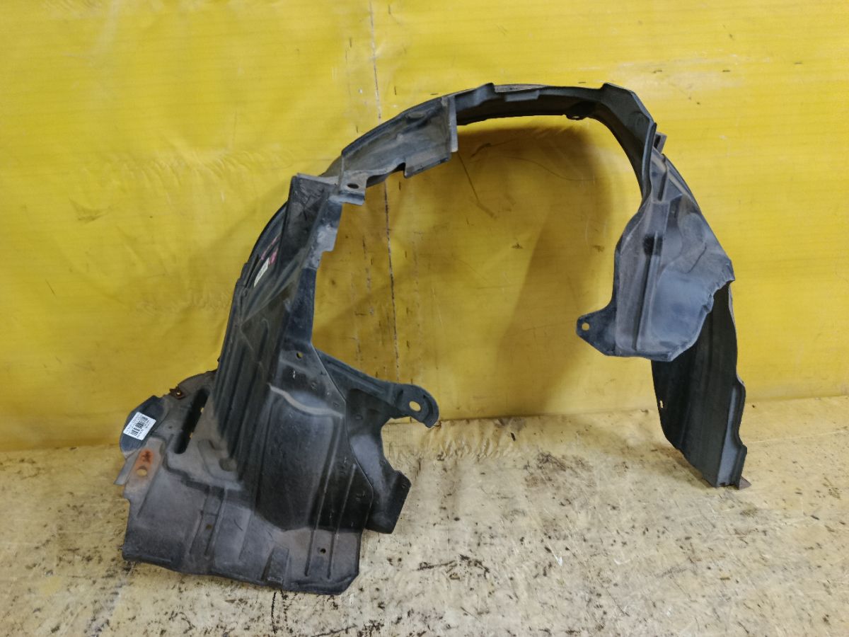 Подкрылок 63842-CT01A на Nissan March AK12 CR12DE Фото 1