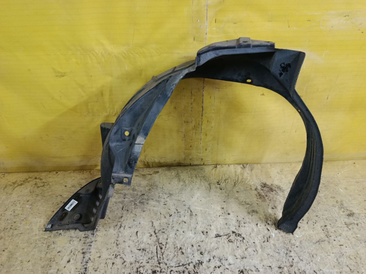 Подкрылок на Honda Fit GD1 L13A Фото 1