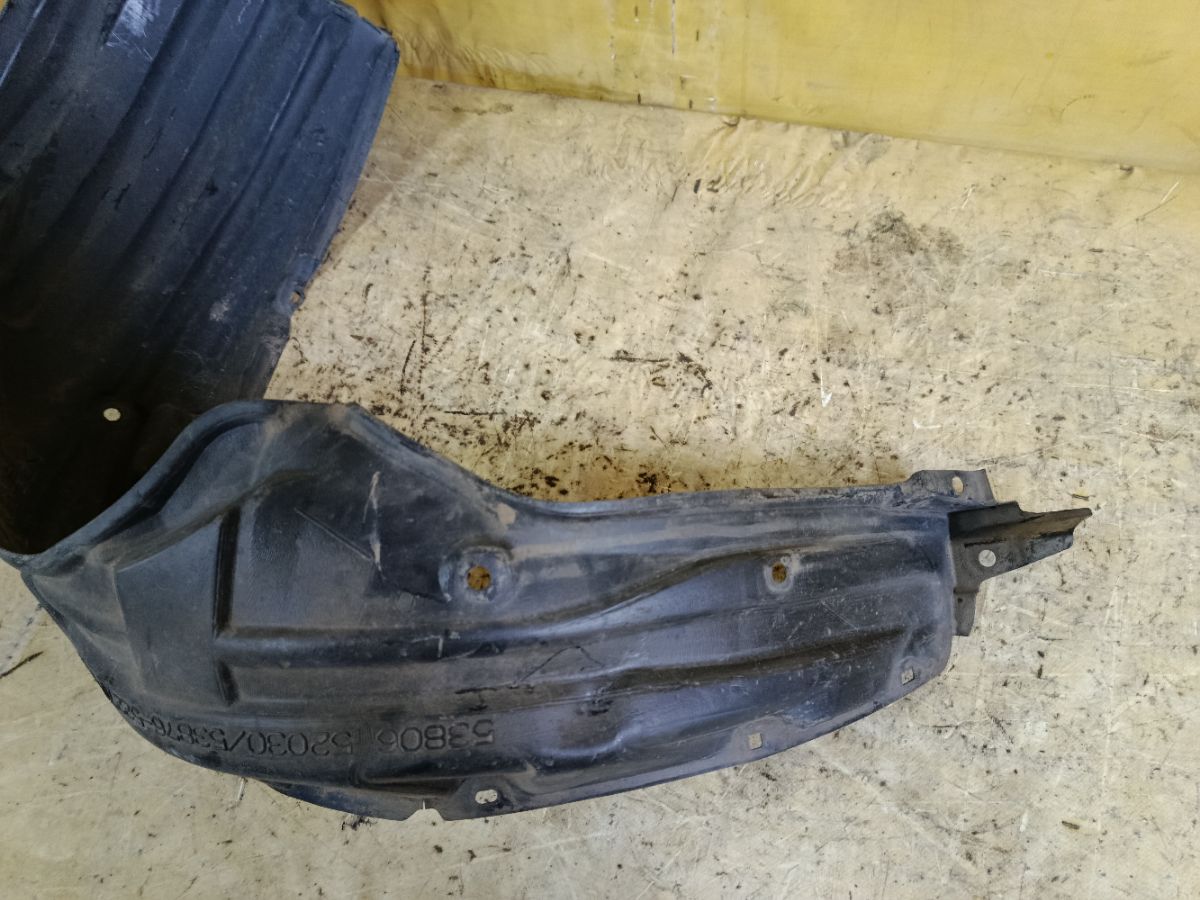 Подкрылок 53876-52270 на Toyota Ractis NCP120 1NZ-FE Фото 3