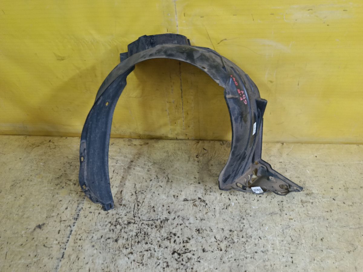 Подкрылок 74101-SAAX-900 на Honda Fit GD1 L13A Фото 1