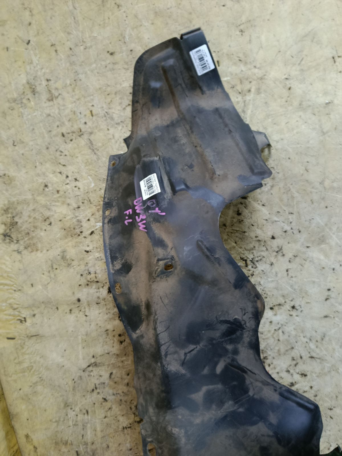 Подкрылок на Mazda Demio DW3W B3 Фото 2